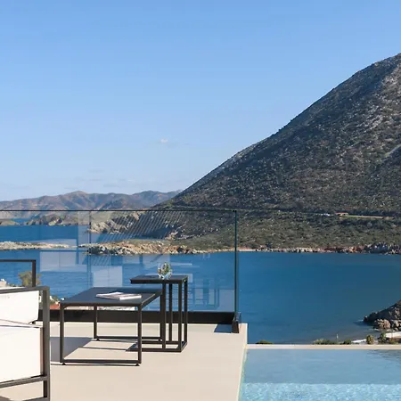Willa Cueva Villas, With Pool, Seaviews & Close To Sea, By Thinkvilla *