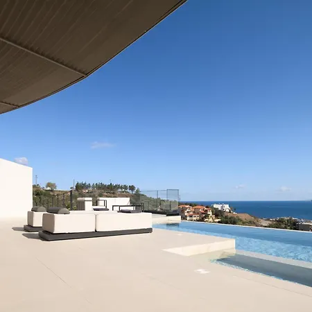 Cueva Villas, With Pool, Seaviews & Close To Sea, By Thinkvilla Willa *