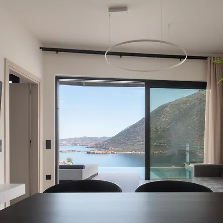 Cueva Villas, With Pool, Seaviews & Close To Sea, By Thinkvilla