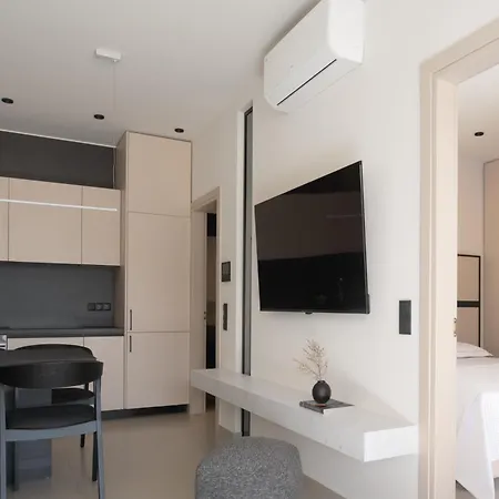 Willa Cueva Villas, With Pool, Seaviews & Close To Sea, By Thinkvilla Bali (Crete)