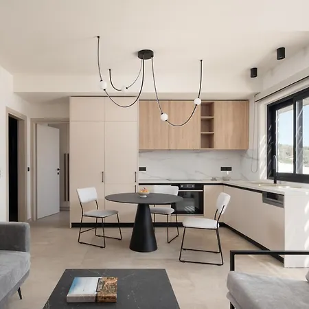 Cueva Villas, With Pool, Seaviews & Close To Sea, By Thinkvilla