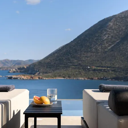Cueva Villas, With Pool, Seaviews & Close To Sea, By Thinkvilla Willa Bali (Crete)